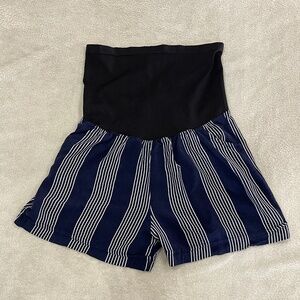 Women's Maternity Shorts Size Medium
